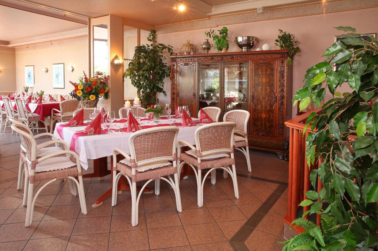Hotel Schinderhannes Weiskirchen Bagian luar foto