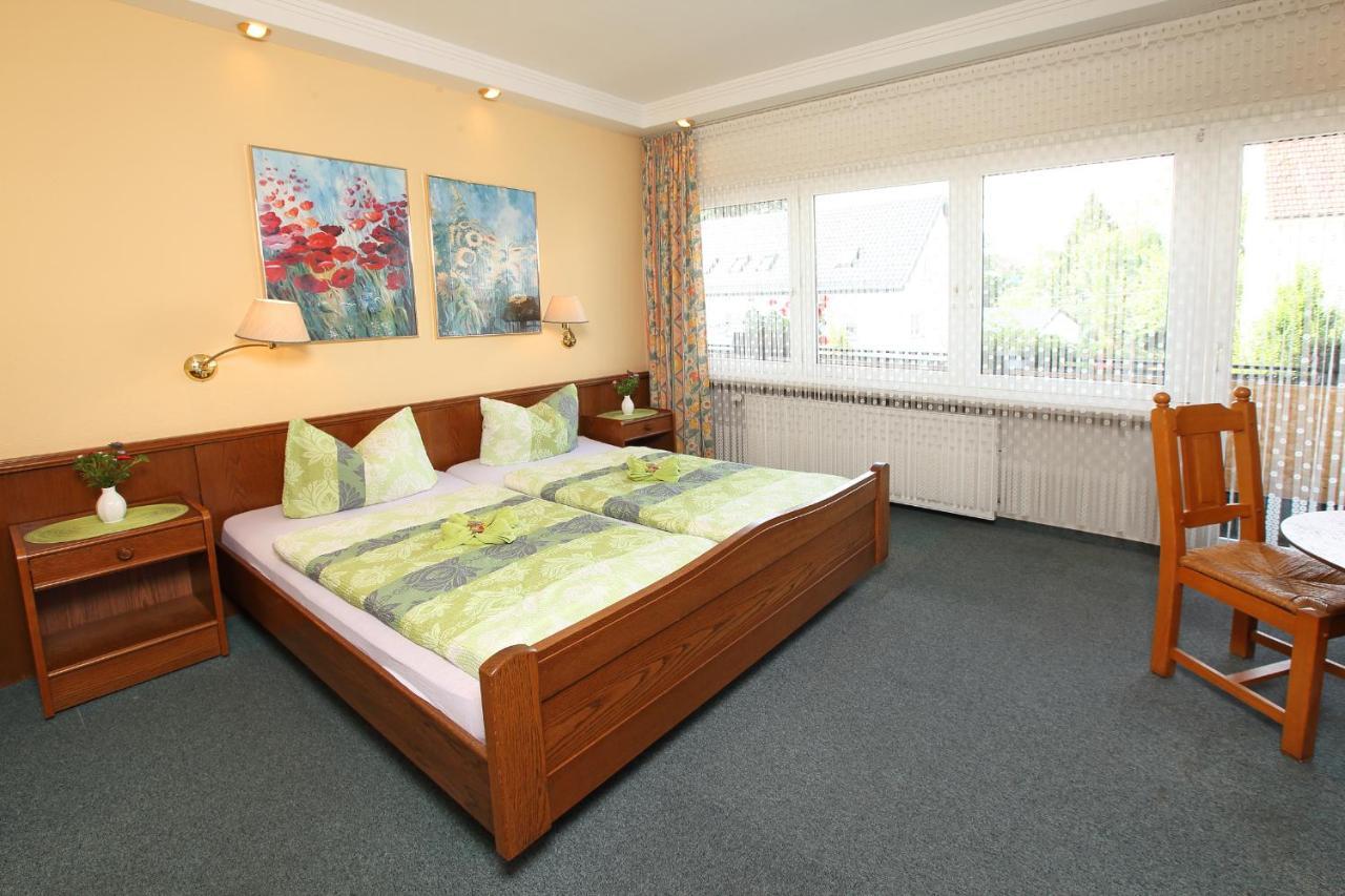 Hotel Schinderhannes Weiskirchen Bagian luar foto