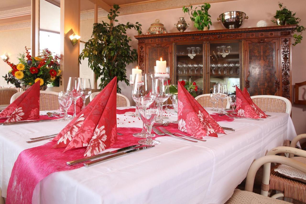 Hotel Schinderhannes Weiskirchen Bagian luar foto
