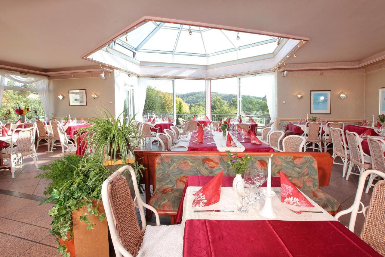 Hotel Schinderhannes Weiskirchen Bagian luar foto