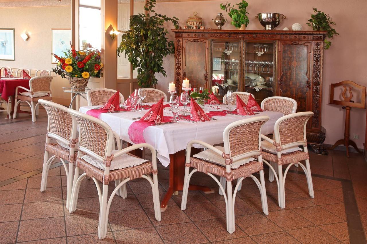 Hotel Schinderhannes Weiskirchen Bagian luar foto